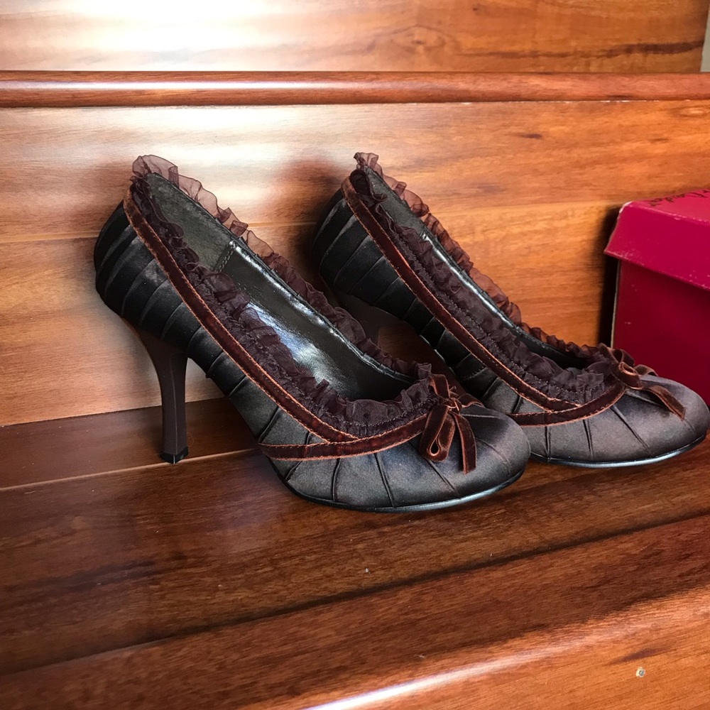 5 for $15 // Brown Heels